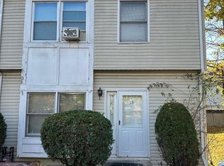 2 Howe Ter APT 18, Dorchester, MA 02125