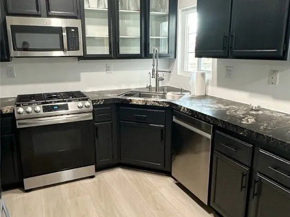 75 N Valle Verde Dr APT 1322, Henderson, NV 89074