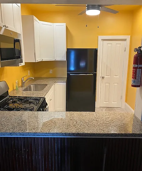 6115 Lansdowne Ave — Photo 6