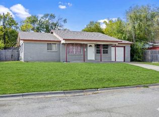 4812 Marshall St, Forest Hill, TX 76119