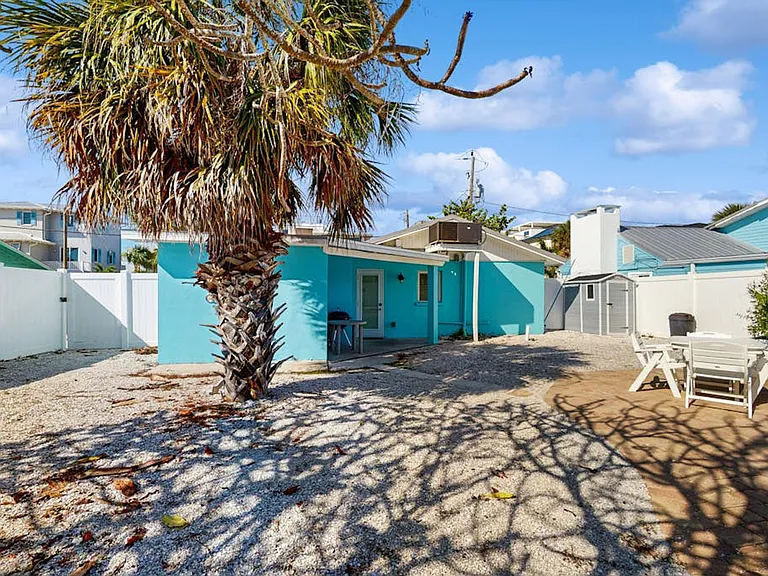 207 Coconut Ave #ID1591383P — Photo 13