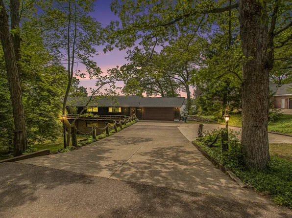 10706 Portage Rd, Portage, MI 49002