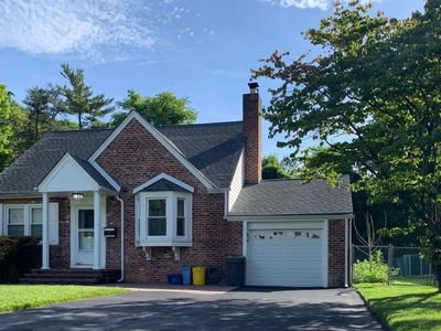 30 Lawrence Brook Dr, East Brunswick, NJ, 08816