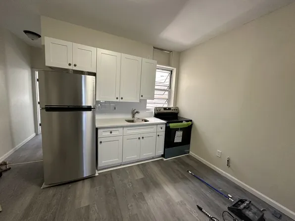 31-80 38th Street image 1 of 4