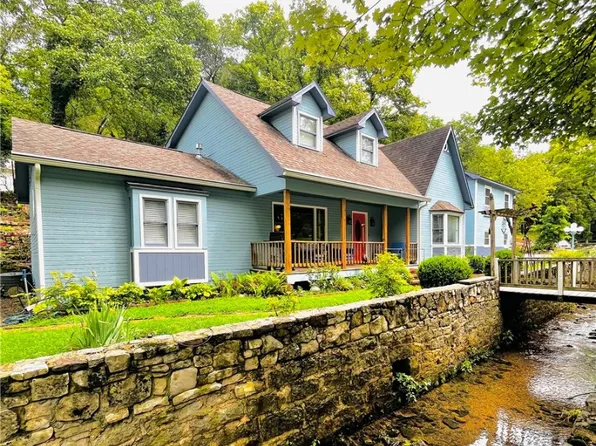 269 N Main St, Eureka Springs, AR 72632
