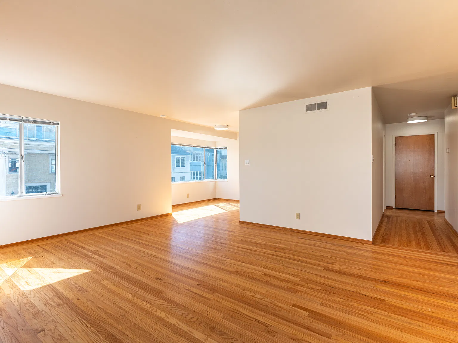 1 bed, $4,495 — Photo 2