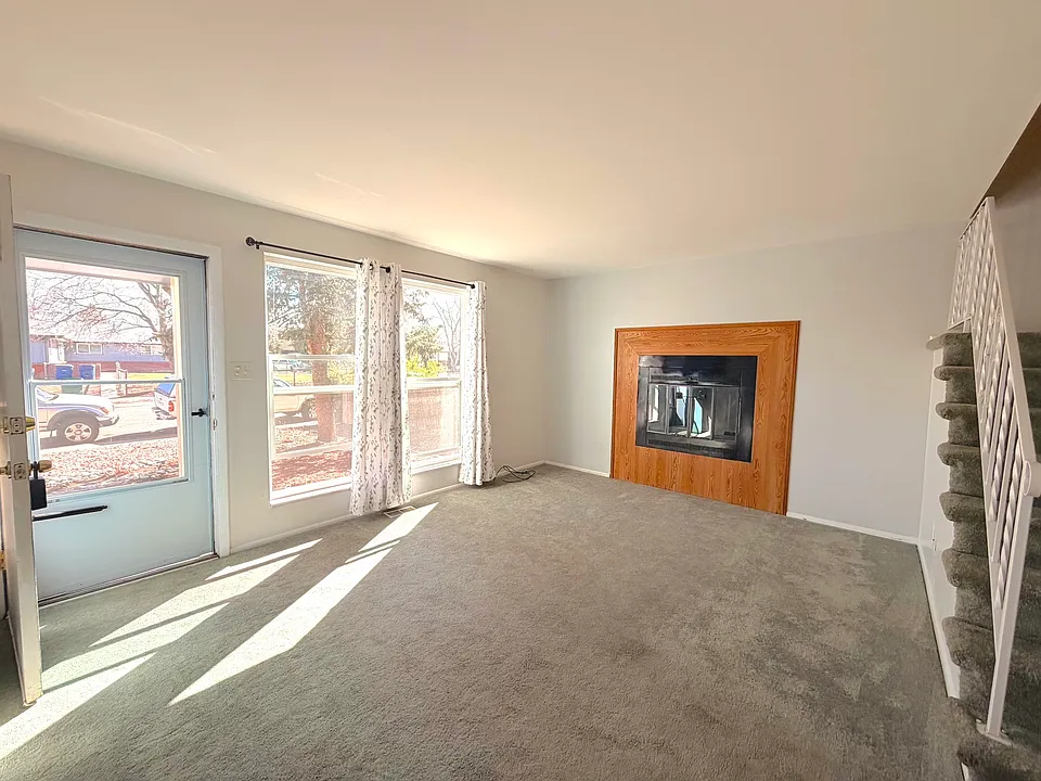 Lots of light from the front windows
