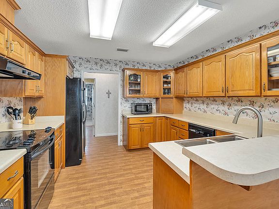 5th image of 1056 Fiddler Trce NE