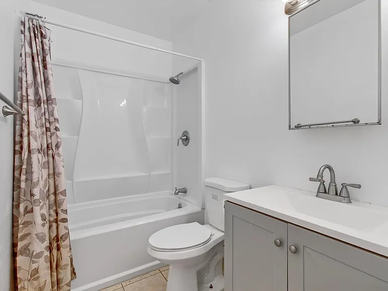 500 SW 2nd Ave #211 — Photo 17