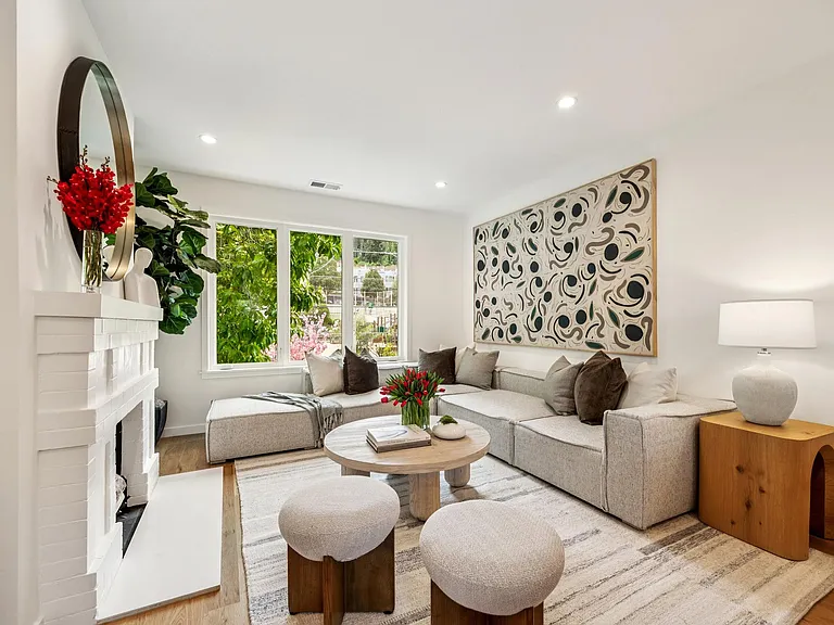 238 Alma St #238 — Photo 4