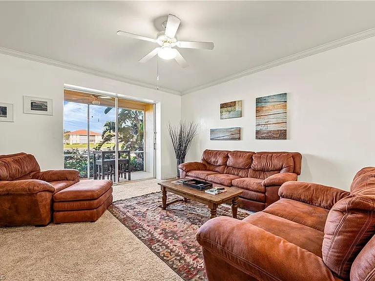 280 Robin Hood Cir #101 — Photo 9
