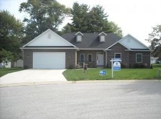 3325 N Jimmie Dean Ct, Bloomington, IN 47404