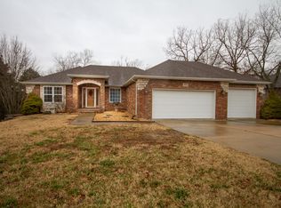 2005 N 8th Ave, Ozark, MO 65721