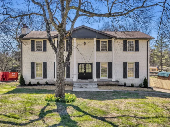 1043 Nesbitt Dr, Nashville, TN 37207