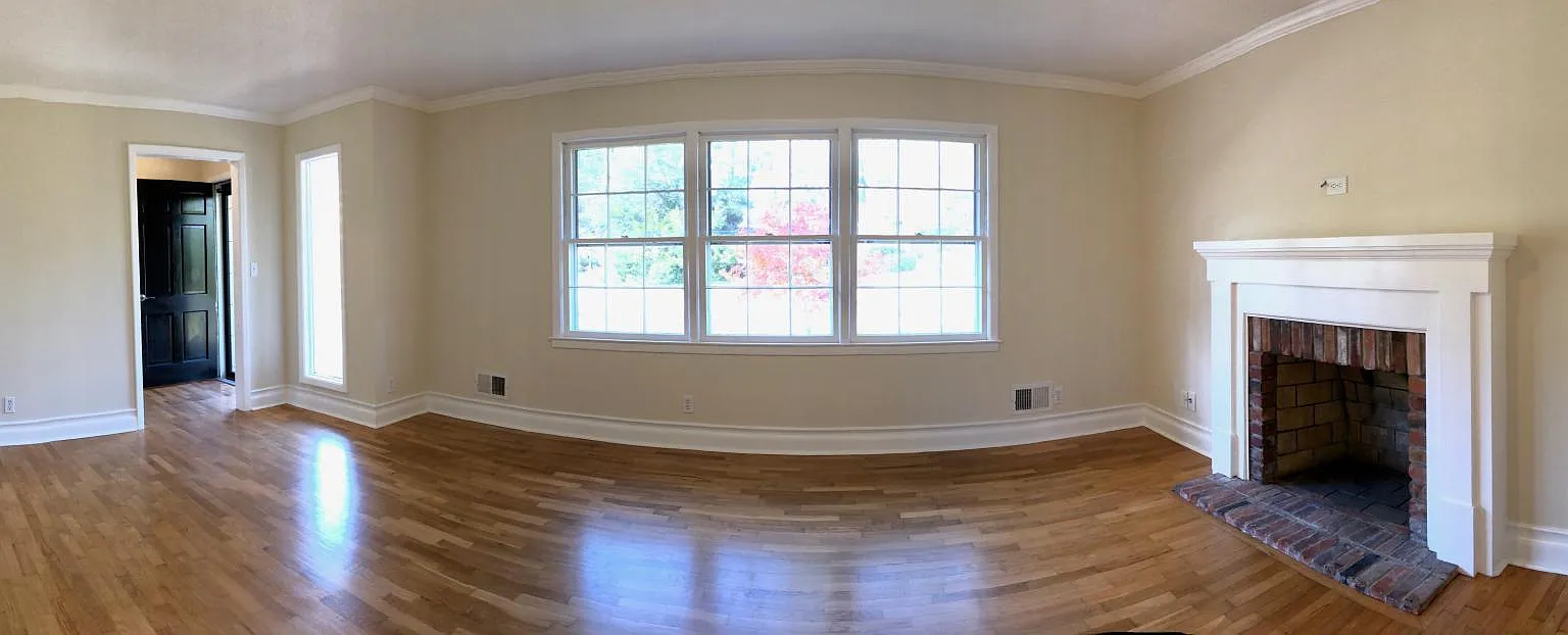 3 bed, 2.5 bath, 1950 sqft, $2,300 — Photo 4