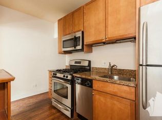 740 W Addison St APT 2N, Chicago, IL 60613