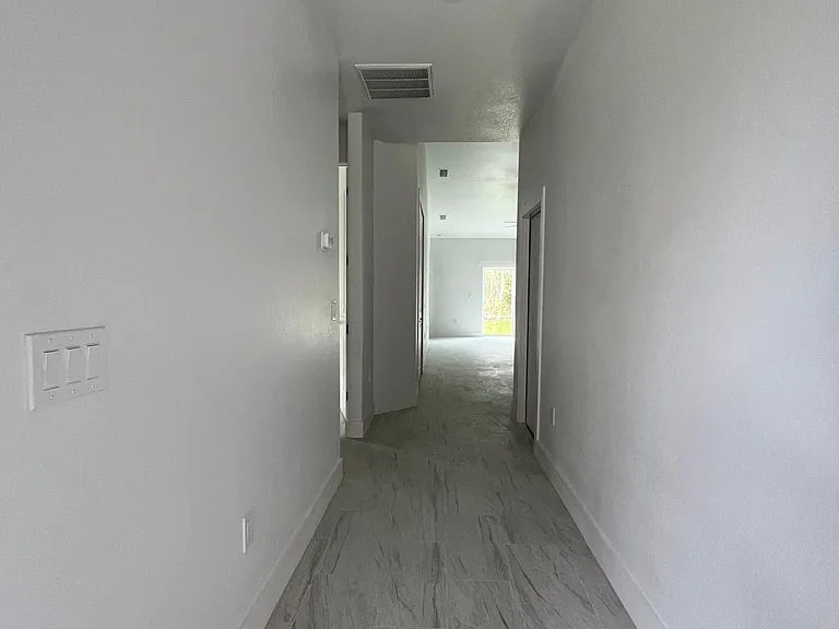 1032 Habershan Ave #1032 — Photo 21