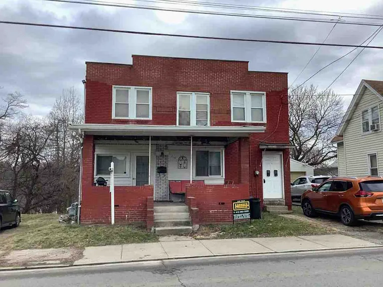 718 Penn Ave #2 — Photo 1