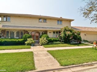 6770 N Waukesha Ave, Chicago, IL