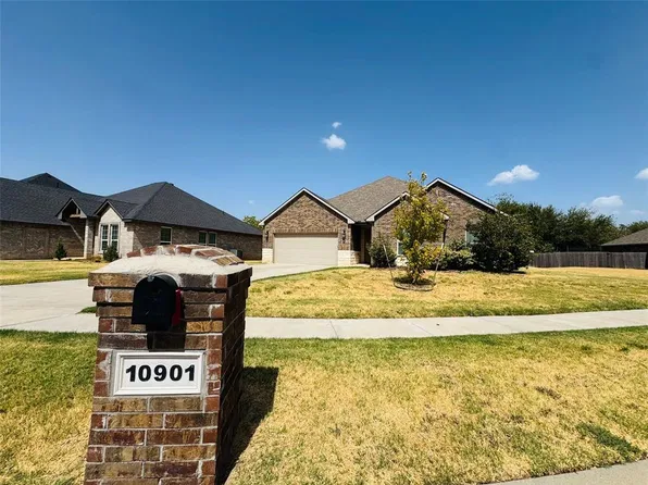 10901 SW 19th St, Yukon, OK 73099