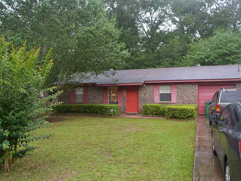 1st image of 5604 Cypress Cir #3
