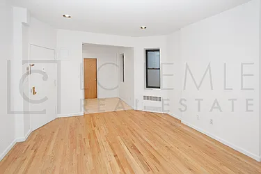 Rented by LC Lemle Real Estate Group