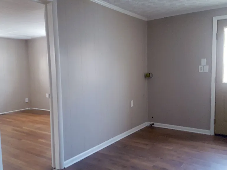 2158 Ulen Ln — Photo 9
