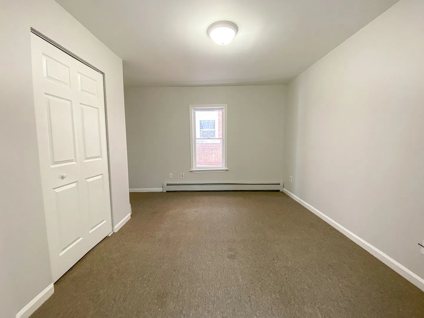 Gorgeous single-family home near Hartford Hospital — Photo 3