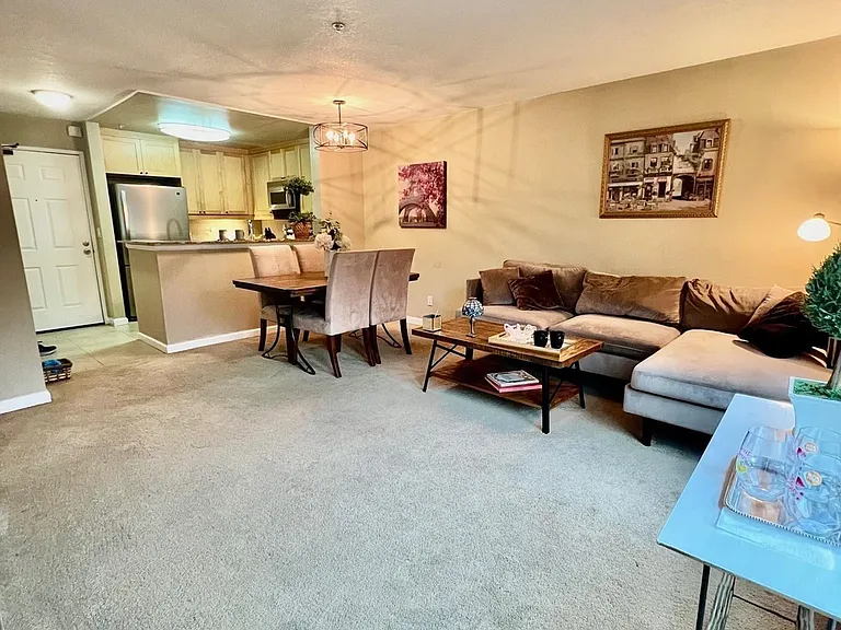 8889 Caminito Plaza Centro #7229 — Photo 50
