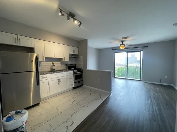 2121 S 4th St Floor 3, Philadelphia, PA 19148