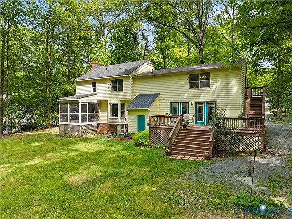 2nd image of 2741 Ridgeview Rd