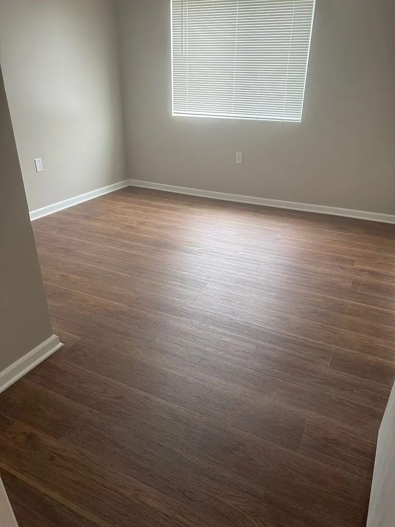 901 S Franklin Avenue — Photo 3