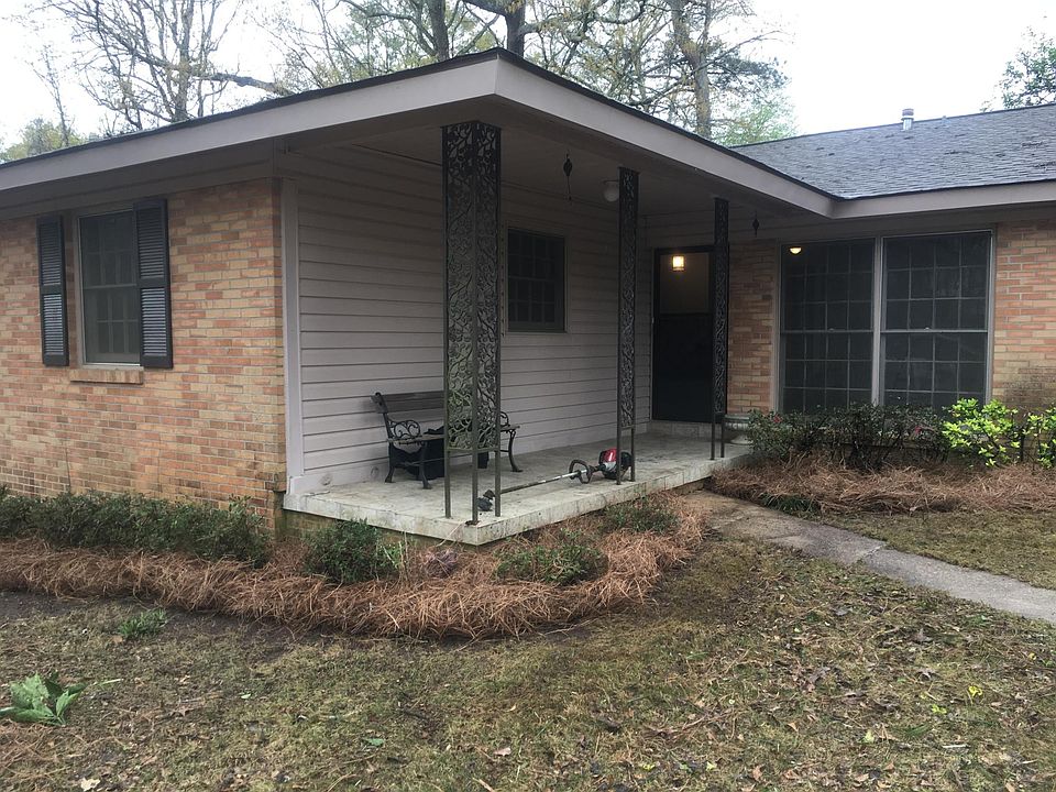 Front porch/Front door
