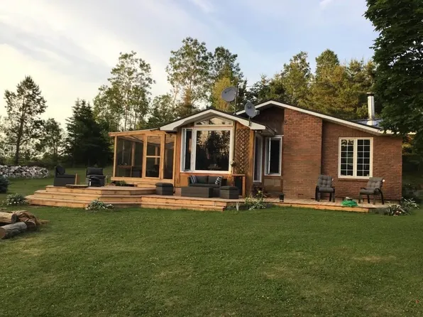 2878 Douses Rd, Saint John's Parish, PE C0A 1R0