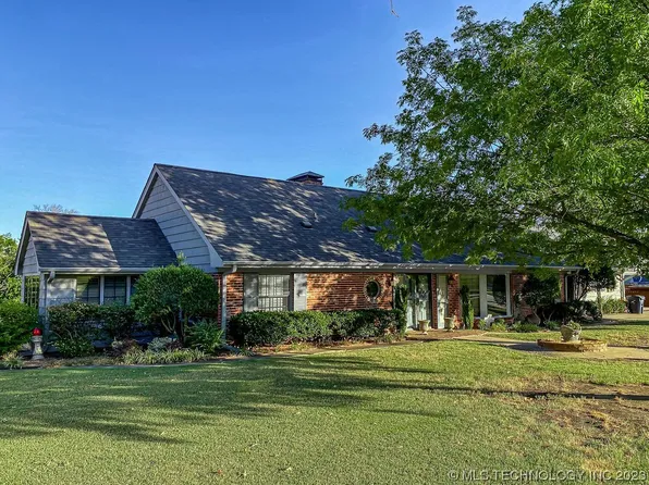 324 W Parkway St, Ada, OK 74820