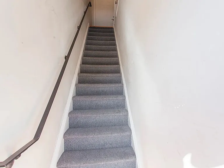 2534 Amber St — Photo 10