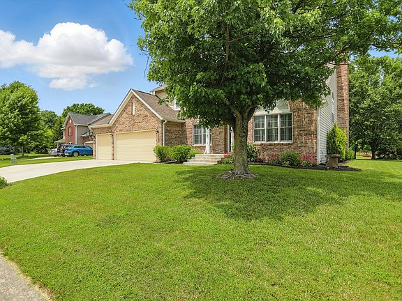 3rd image of 10410 Trillium Ct