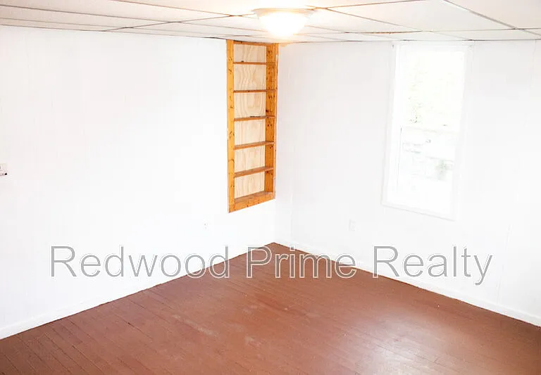 901 Coleman Ave — Photo 9