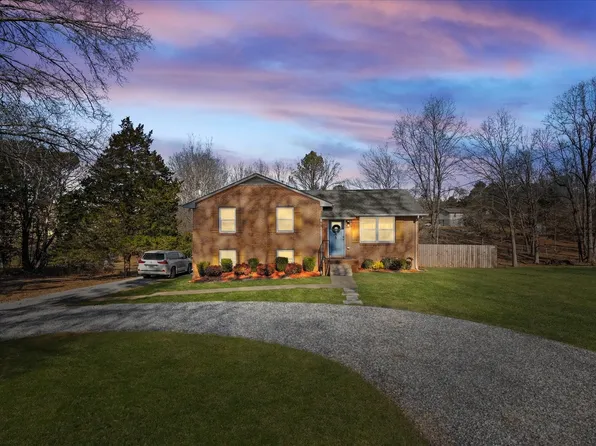 7619 Cumberland Dr, Fairview, TN 37062