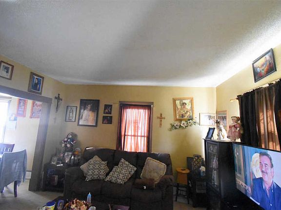 5th image of 2100 Pierce St