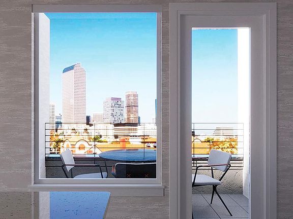 5th image of 729 E 17th Ave #304
