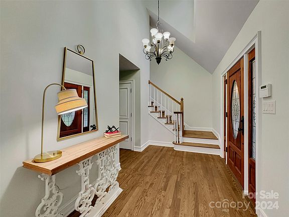 3rd image of 2874 Craggy Oaks Ln