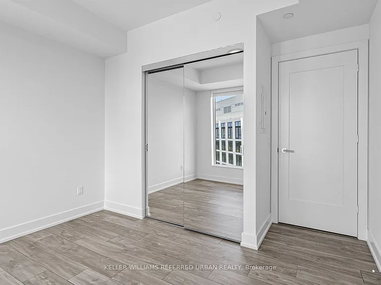 60 Central Park Dr #2112 — Photo 15
