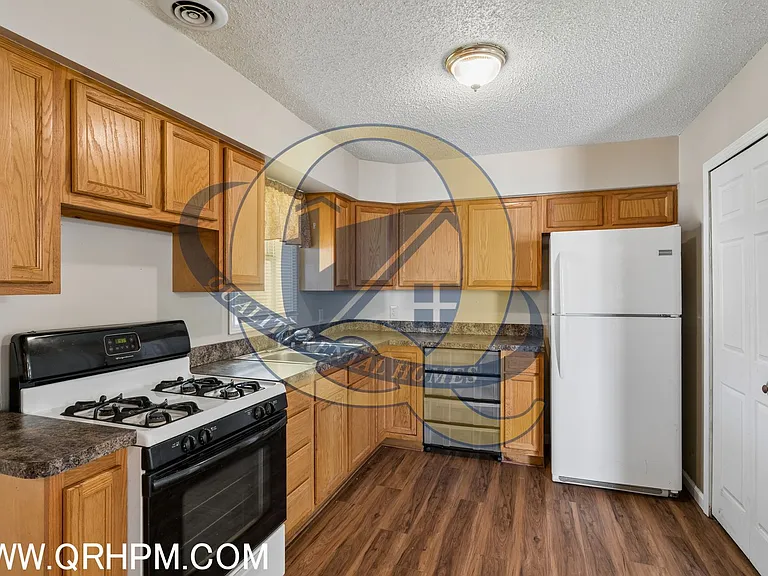 3118 Wyoming Ave — Photo 6