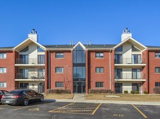 18112 Rita Rd APT 1B, Tinley Park, IL 60477