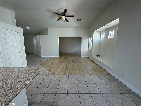 3rd image of 513 Lava Beds Way