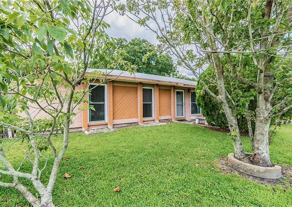 1st image of 7725 Killian Dr
