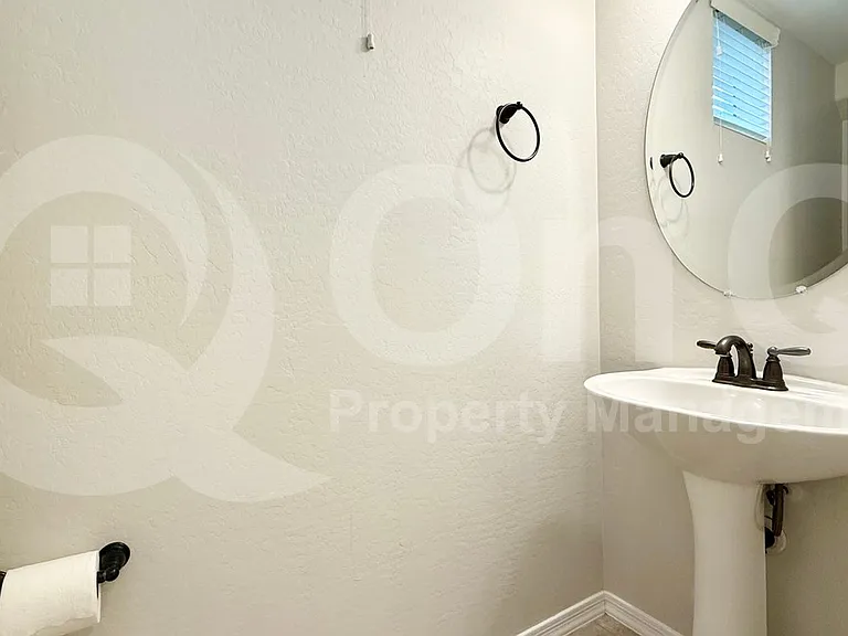3747 E Hans Dr — Photo 7