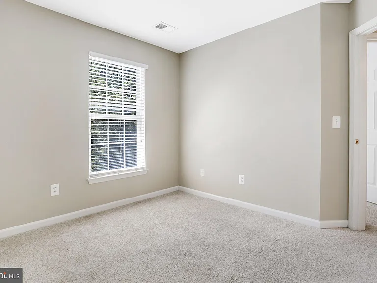 8482 Hallie Rose St — Photo 13