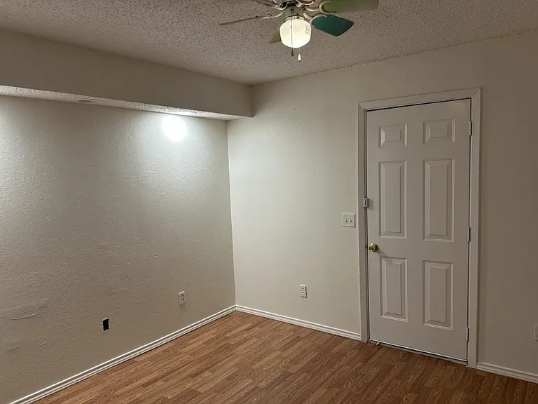 2806 Monet Pl — Photo 24